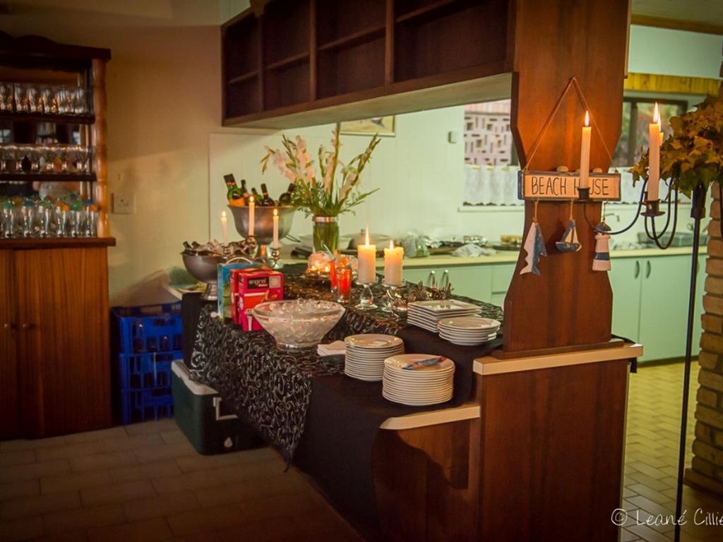 เจฟรีย์ เบย์ บีช เฮาส์ Bed & Breakfast เจฟฟรีส์เบย์ ภายนอก รูปภาพ