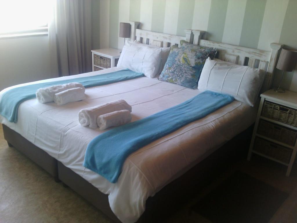 เจฟรีย์ เบย์ บีช เฮาส์ Bed & Breakfast เจฟฟรีส์เบย์ ภายนอก รูปภาพ