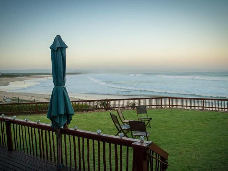 เจฟรีย์ เบย์ บีช เฮาส์ Bed & Breakfast เจฟฟรีส์เบย์ ภายนอก รูปภาพ